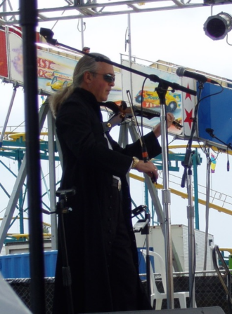 Chris Vitas performed at the Del Mar Fair. 