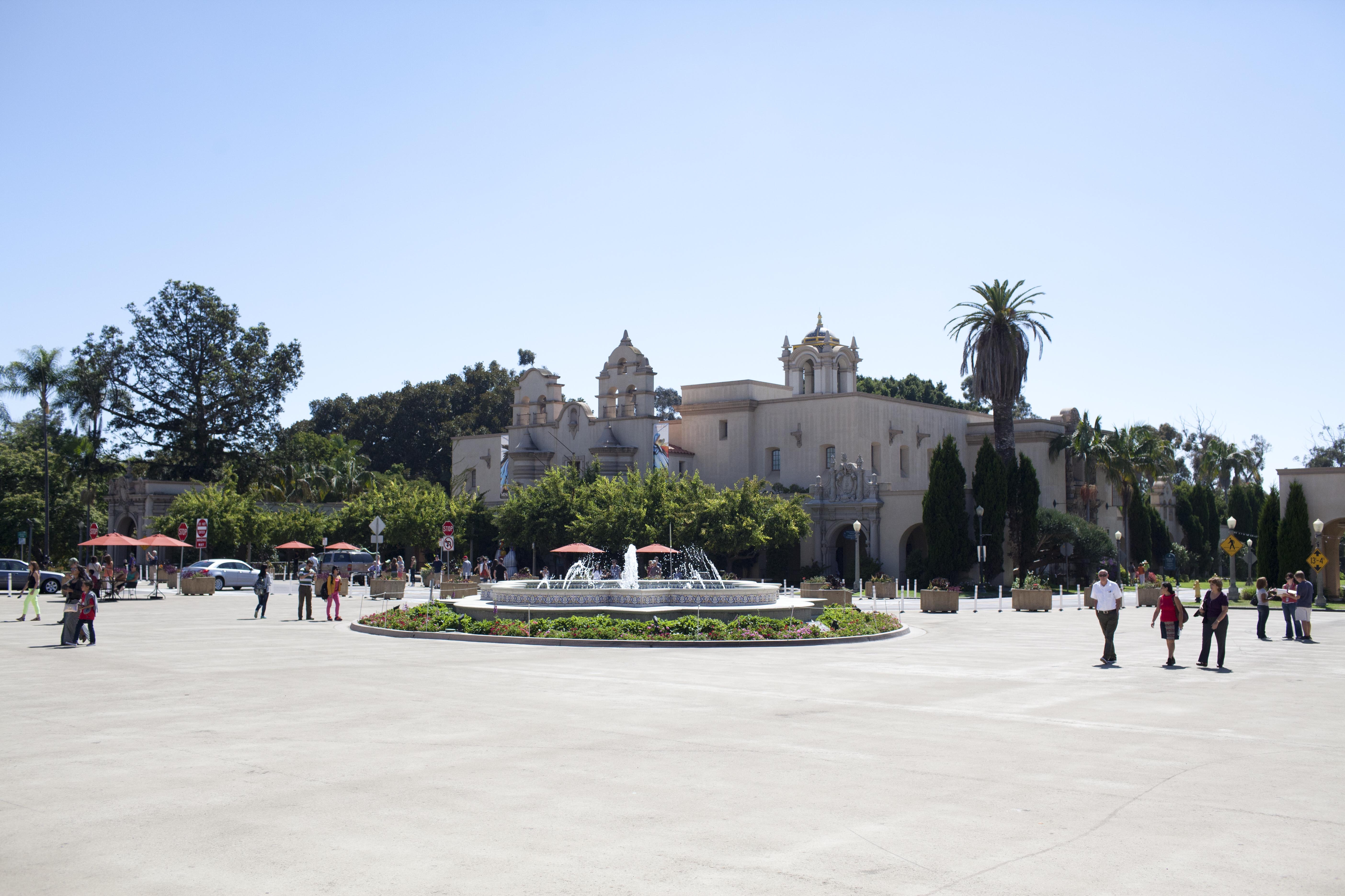 Balboa Park – Plaza de Panama : Presidio Sentinel