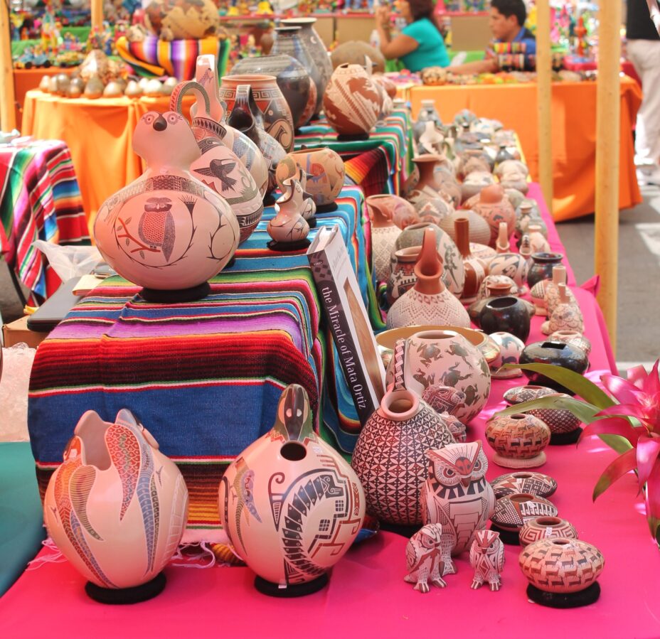 https://presidiosentinel.com/wp-content/uploads/Bazaar-del-Mundo_Latin-American-Festival-and-Mata-Ortiz-Pottery-Market-copy-928x899.jpg